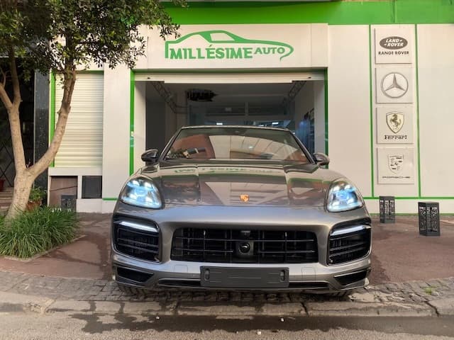 Porsche Cayenne Hybride 2020