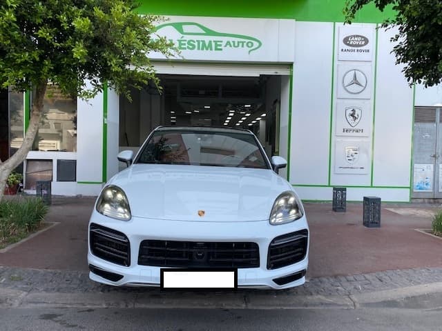 Porsche Cayenne Hybride 2021