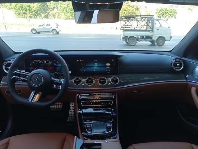 Mercedes-benz E300 DE 2021