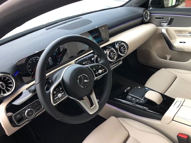 Mercedes-benz A220 2021