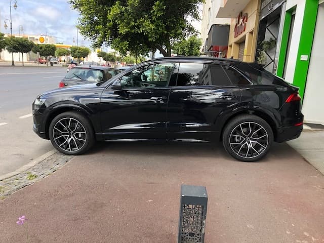 Audi Q8 S line 2021