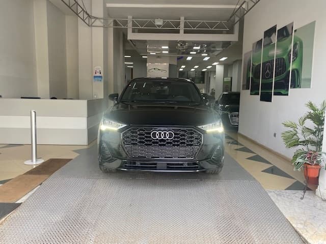 Audi Q3 2021