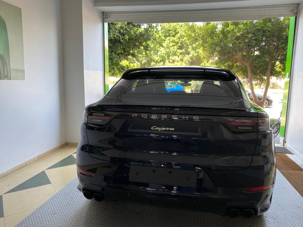 Porsche Cayenne 2021