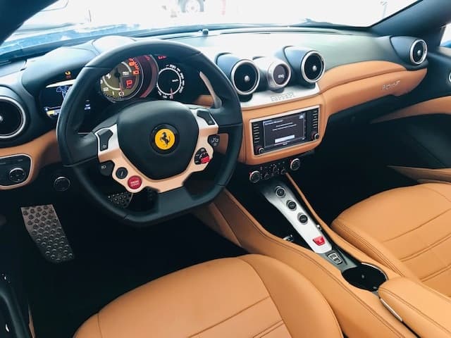 Ferrari CALIFORNIA 2015