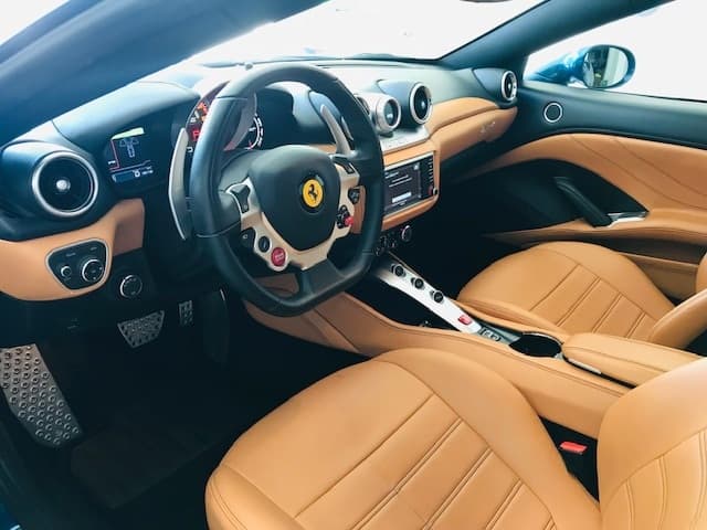 Ferrari CALIFORNIA 2015