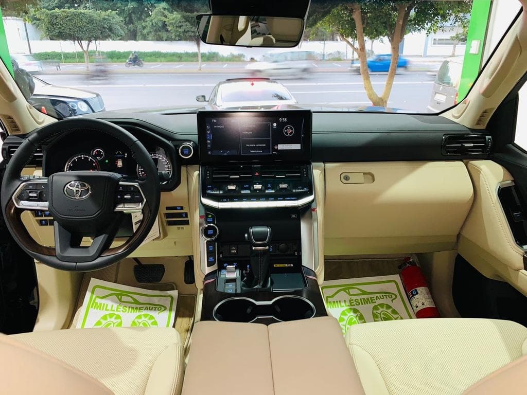 Toyota LAND CRUISER 2022