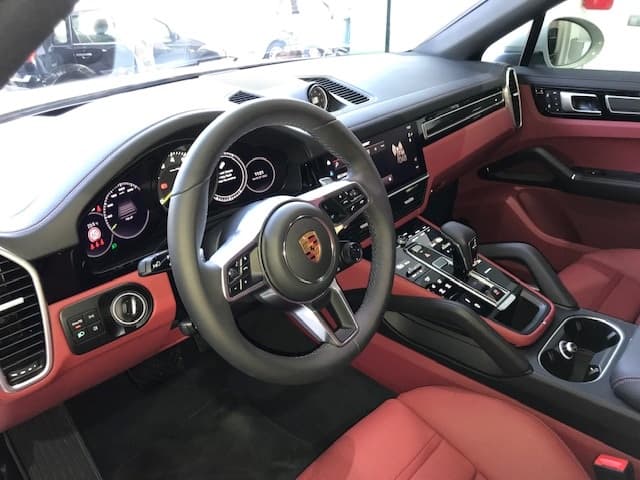 Porsche Cayenne 2022