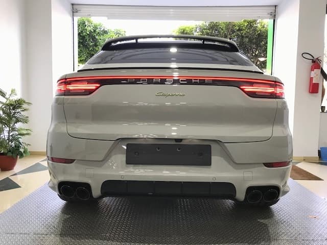 Porsche Cayenne 2022