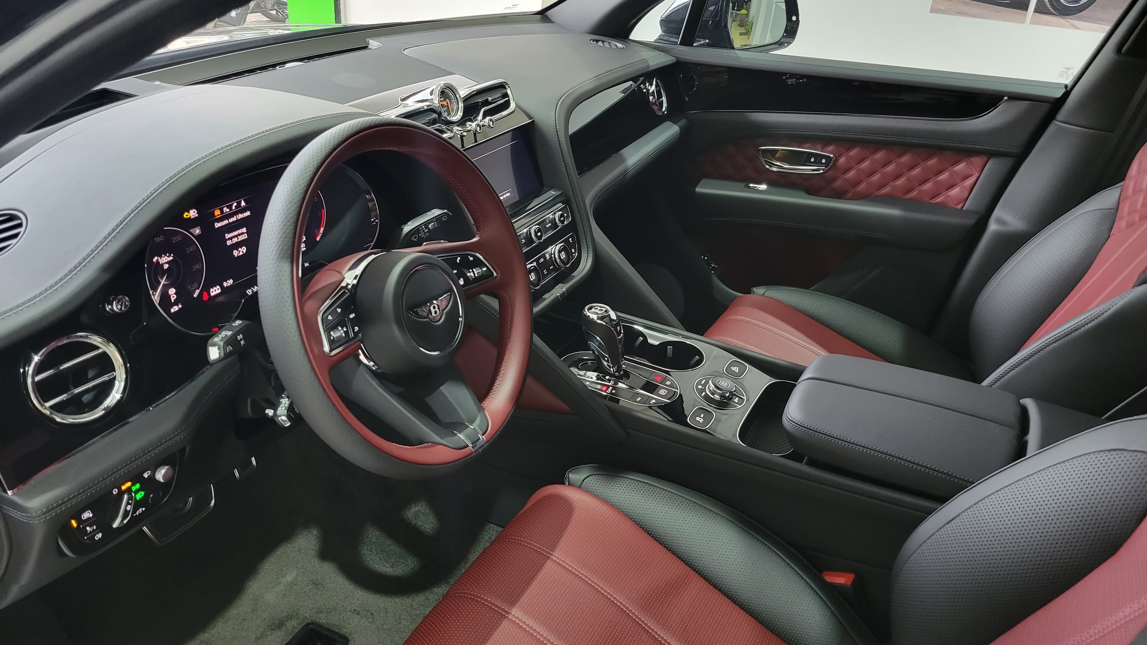 Bentley Bentayga 2022