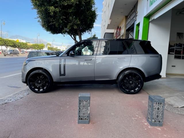 Land Rover vogue 2023