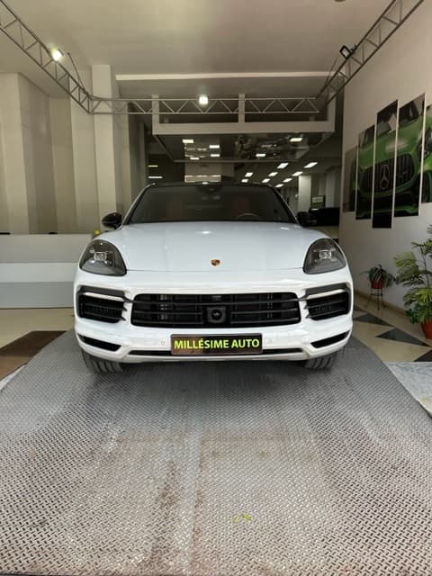 Porsche Cayenne 2023