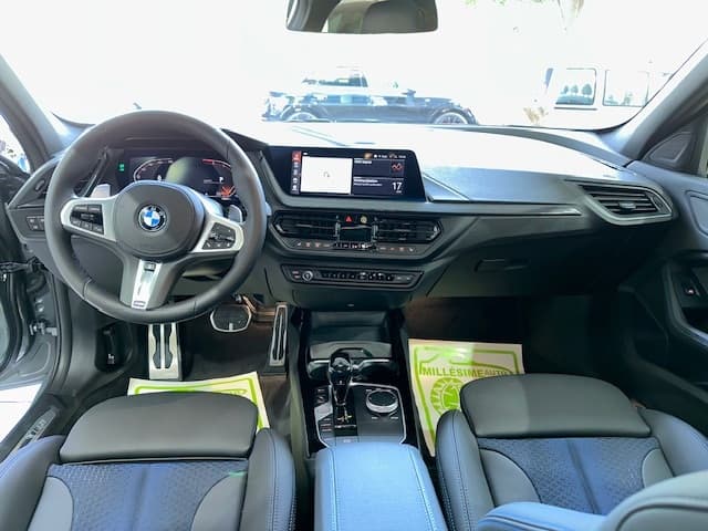 BMW 120i 2023