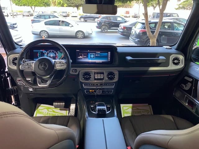Mercedes-benz G400 2023