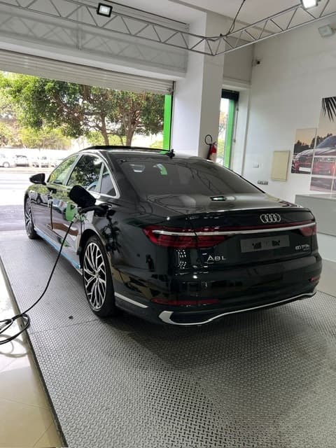 Audi A8L S Line 2024