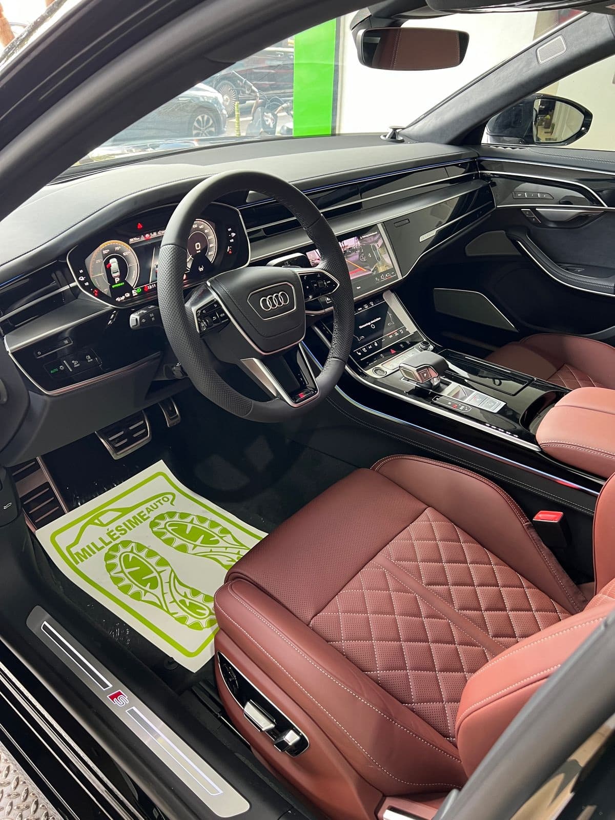 Audi A8L S Line 2024