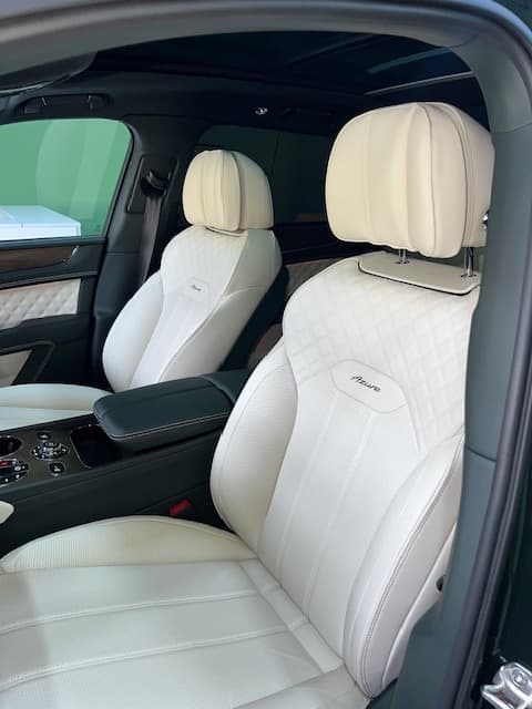 Bentley Bentayga 2024