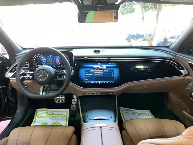 Mercedes-benz E220 Pack AMG 2024