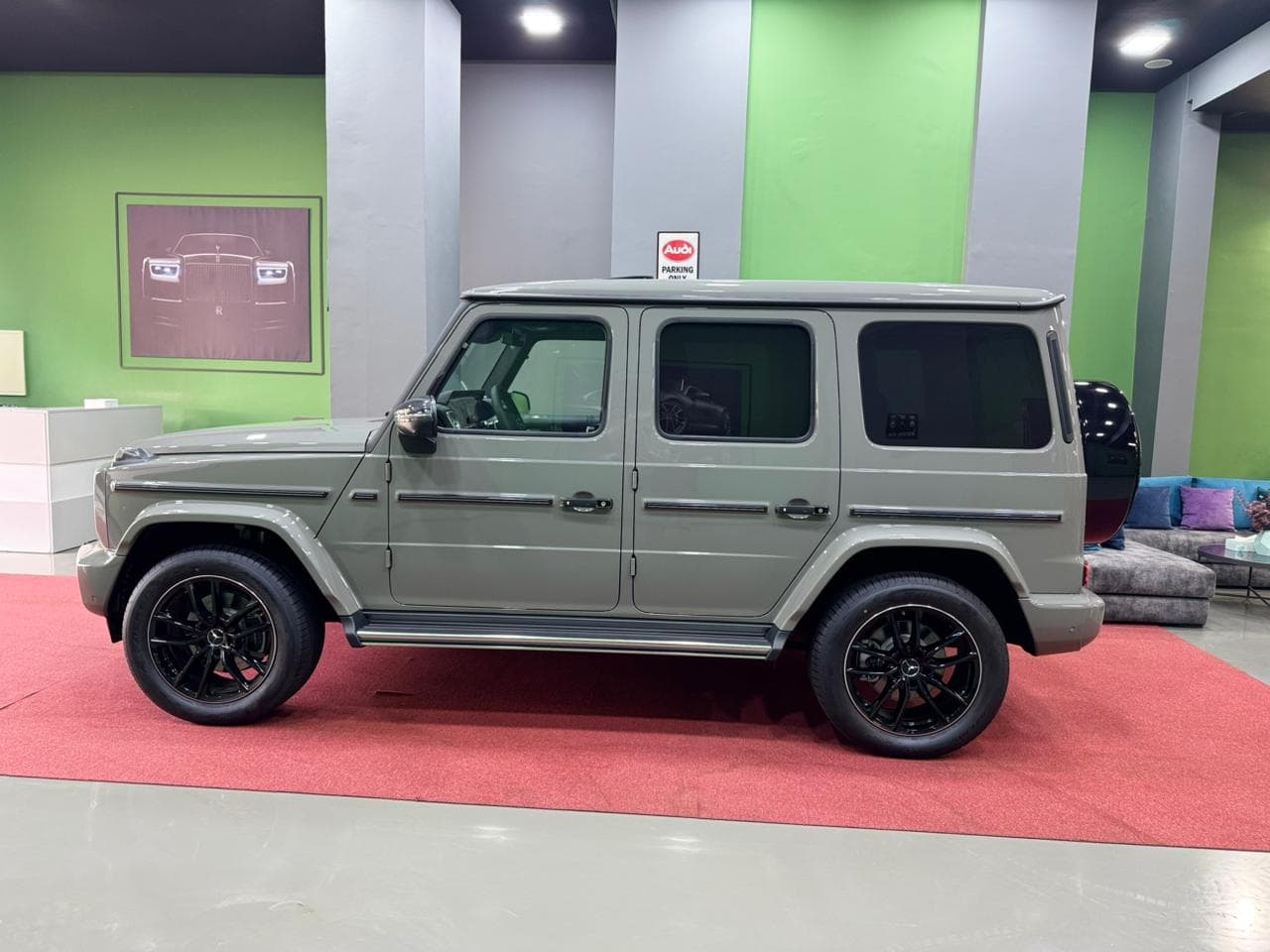 Mercedes-benz G450 2026